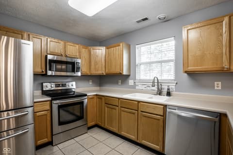 Photo of 11588 Wildflower Court, Fishers, IN