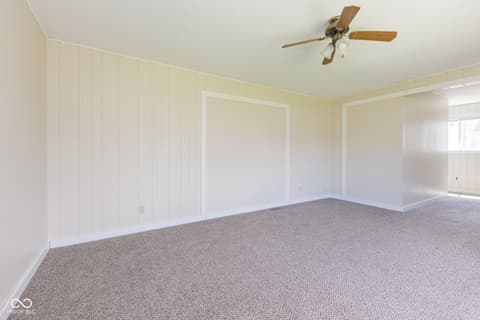 Living room at 2117 N Maplewood Avenue, Muncie, IN