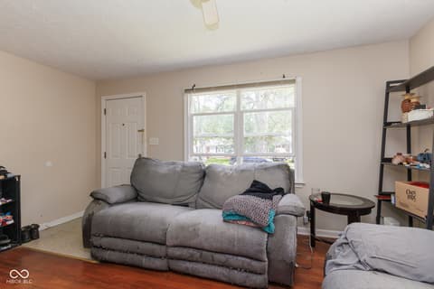 Living room at 1625 N New York Avenue, Muncie, IN