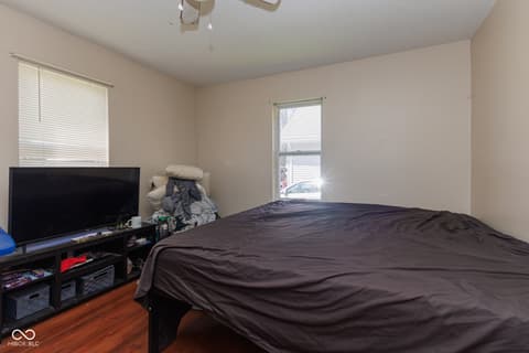 Bedroom at 1625 N New York Avenue, Muncie, IN