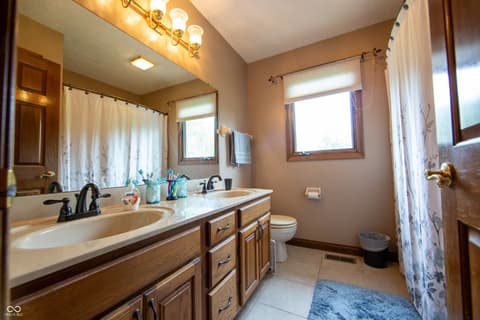Photo of 6505 State Road 144, Greenwood, IN