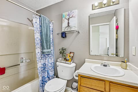 Photo of 5884 Skyward Lane, Indianapolis, IN