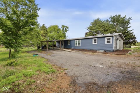 Photo of 160 W Union Road, Monrovia, IN