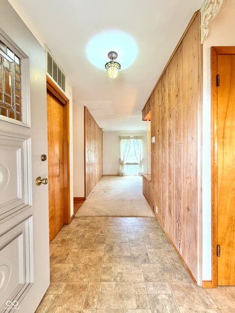 Photo of 8700 W County Road 600 S, Daleville, IN