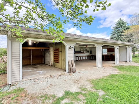 Photo of 8700 W County Road 600 S, Daleville, IN