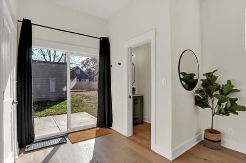 Photo of 417 E Morris Street, Indianapolis, IN