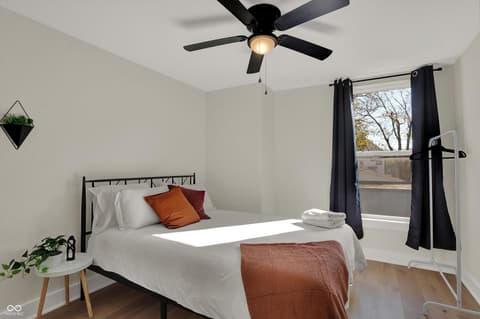 Photo of 417 E Morris Street, Indianapolis, IN