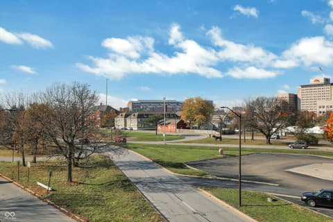 Photo of 417 E Morris Street, Indianapolis, IN