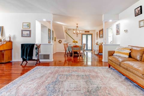 Photo of 25 W 9th Street, Lapel, IN