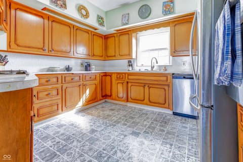 Photo of 25 W 9th Street, Lapel, IN