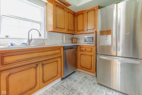 Photo of 25 W 9th Street, Lapel, IN