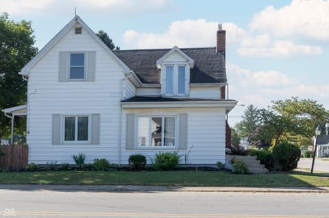 Photo of 25 W 9th Street, Lapel, IN