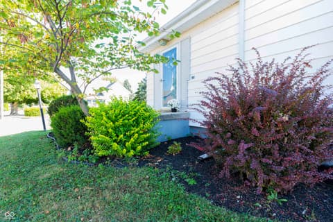 Photo of 25 W 9th Street, Lapel, IN
