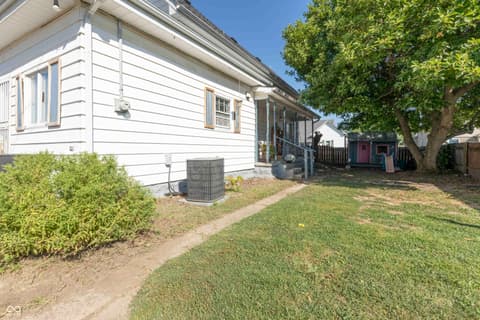 Photo of 25 W 9th Street, Lapel, IN