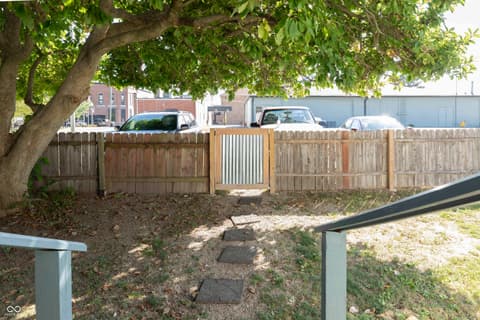 Photo of 25 W 9th Street, Lapel, IN