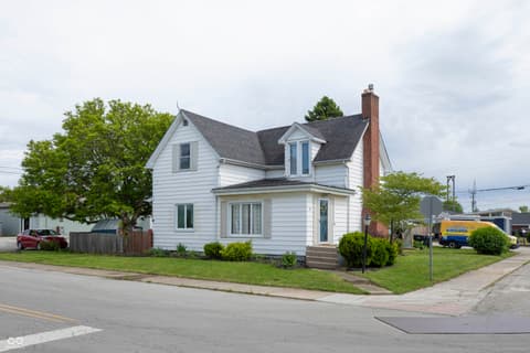 Photo of 25 W 9th Street, Lapel, IN