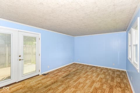 Photo of 727 Hattie Drive, Anderson, IN