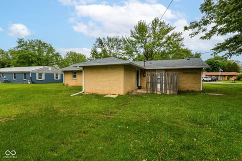 Photo of 727 Hattie Drive, Anderson, IN