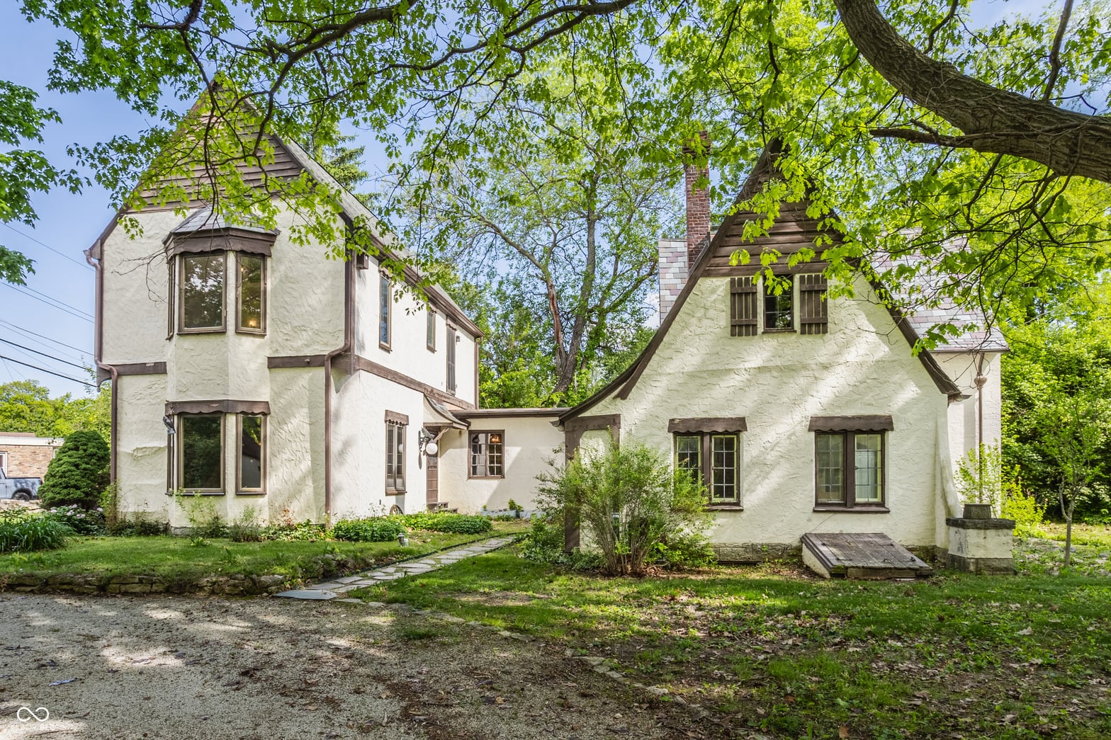 Photo of 4302 Kessler Boulevard Drive N, Indianapolis, IN