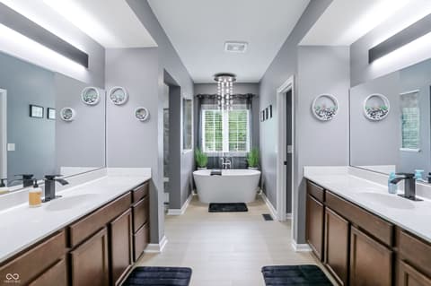 Photo of 5723 Peaking Fox Drive, Indianapolis, IN