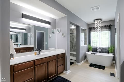 Photo of 5723 Peaking Fox Drive, Indianapolis, IN