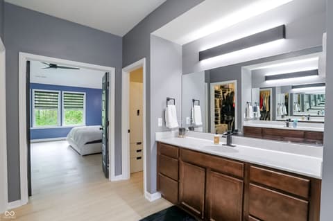 Photo of 5723 Peaking Fox Drive, Indianapolis, IN