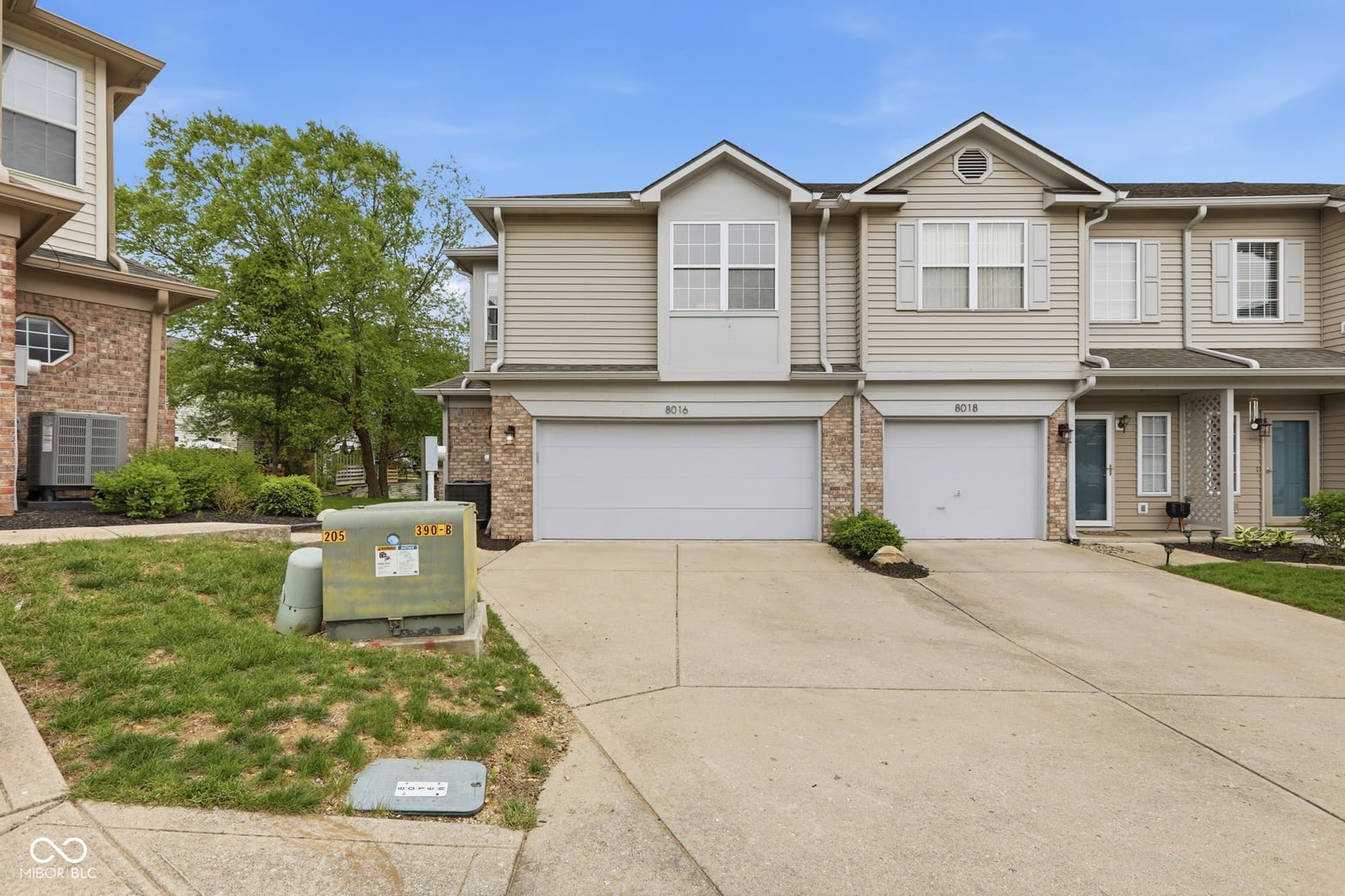 Photo of 8016 Windham Lake Way, Indianapolis, IN