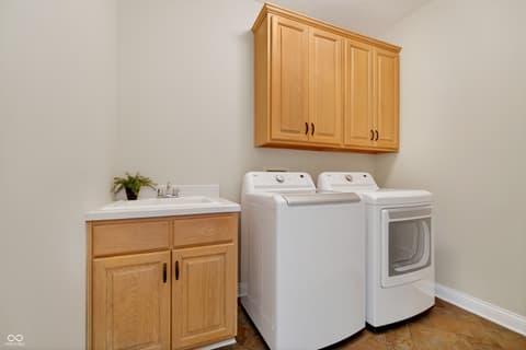 Laundry room at 12244 Bayhill Drive, Carmel, IN