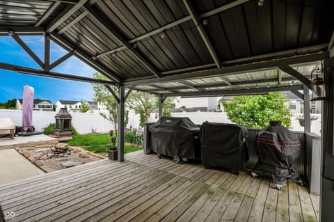 Photo of 13834 Hawkers Hill Drive, Camby, IN