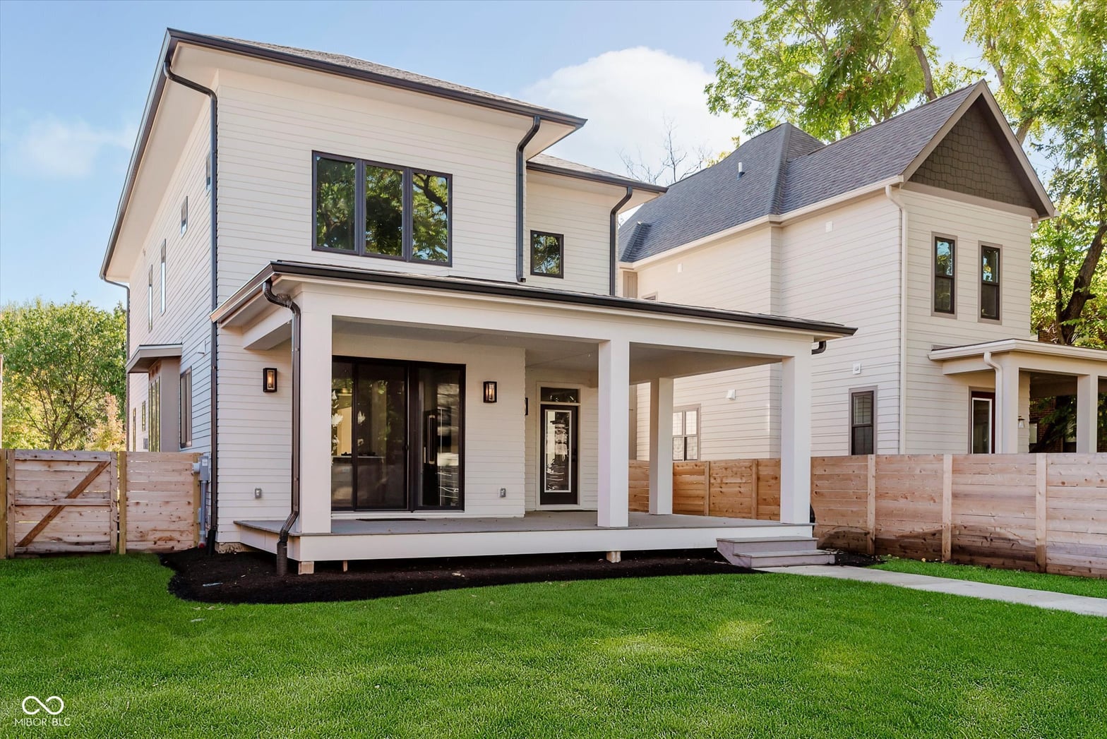 Photo of 1822 Central Avenue, Indianapolis, IN