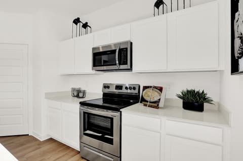Photo of 4023 Ashton View Lane, Indianapolis, IN