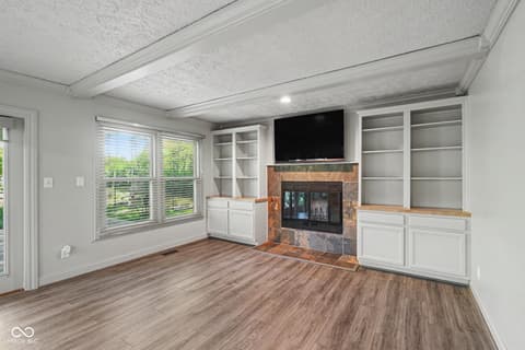 Photo of 610 Timber Mill Lane, Indianapolis, IN