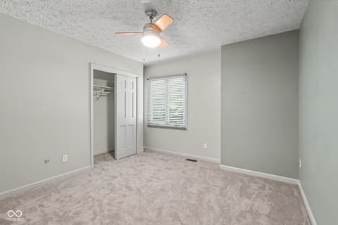 Photo of 610 Timber Mill Lane, Indianapolis, IN