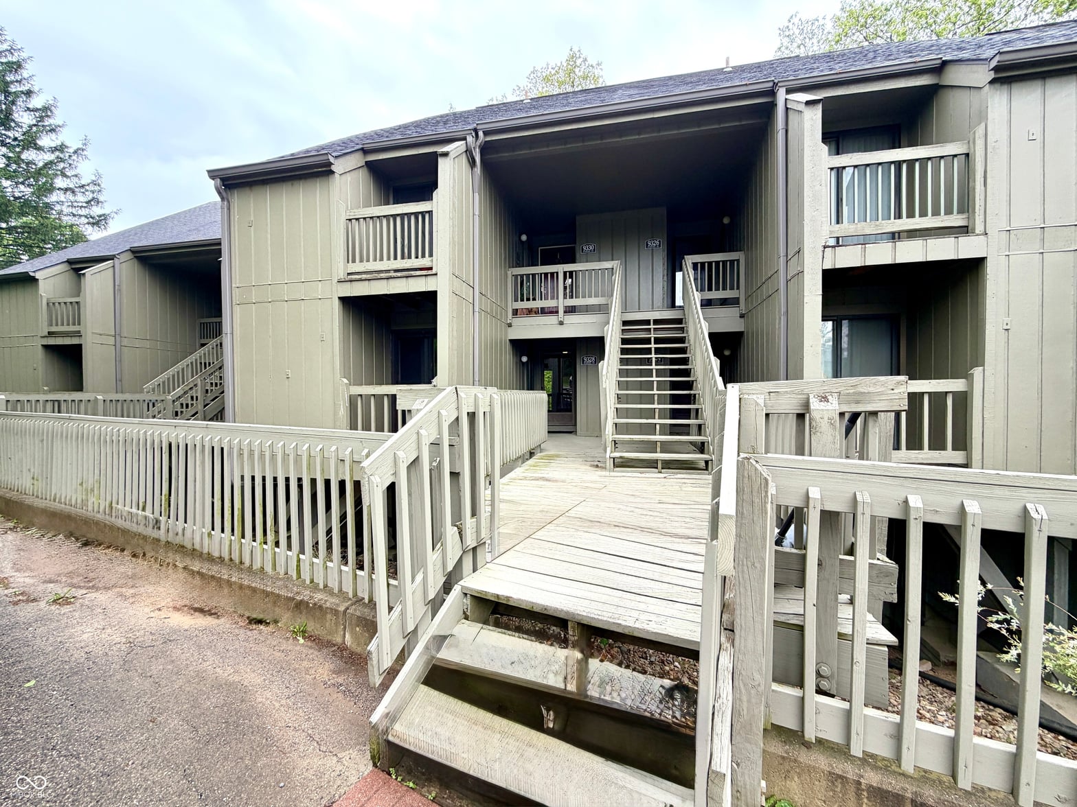 Photo of 9328 S Lake Ridge Drive, Bloomington, IN