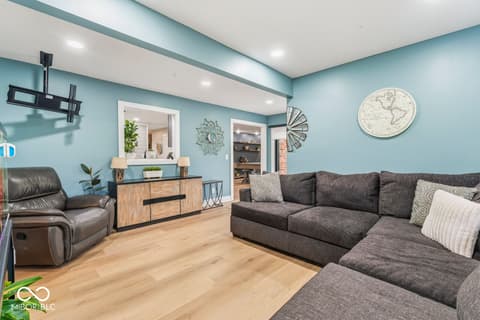 Bonus room at 939 Elmwood Circle, Noblesville, IN
