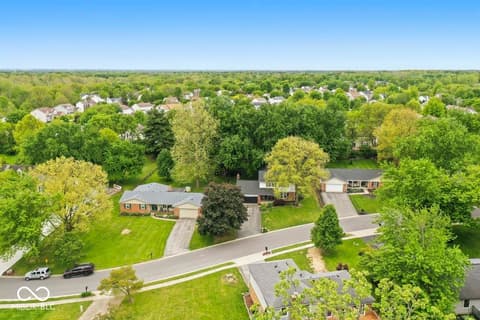 Photo of 939 Elmwood Circle, Noblesville, IN