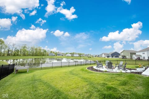 Photo of 327 Waterford Lane, Westfield, IN