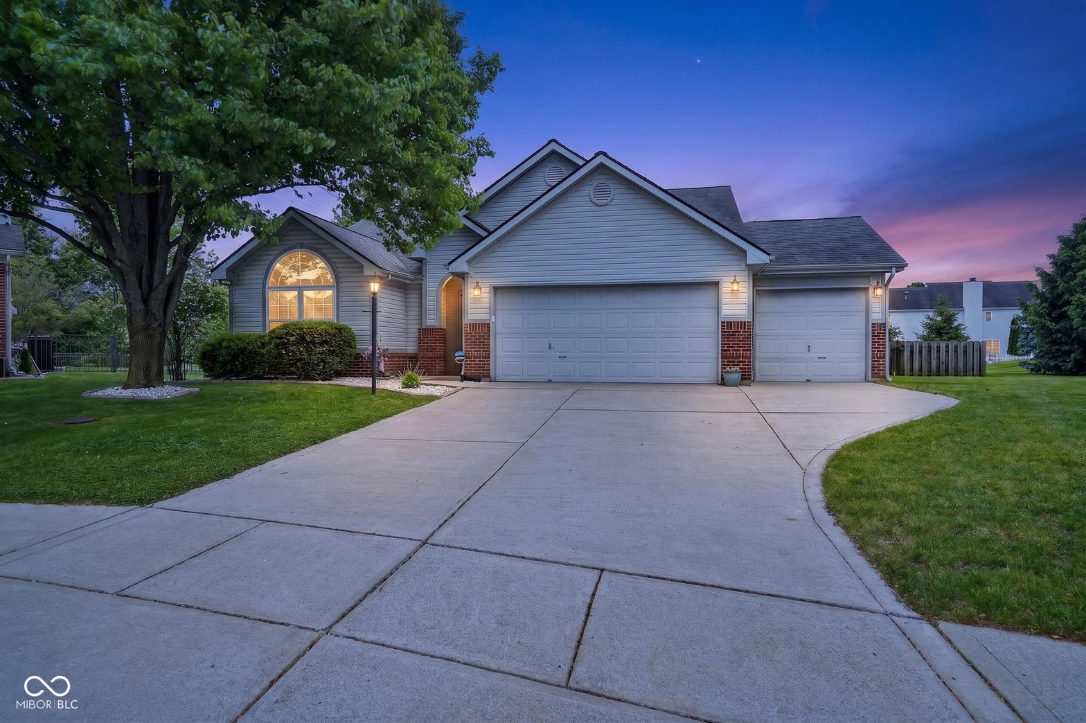Photo of 12675 Adirondack Court, Fishers, IN