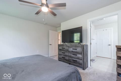 Photo of 946 Independence Drive, Edinburgh, IN