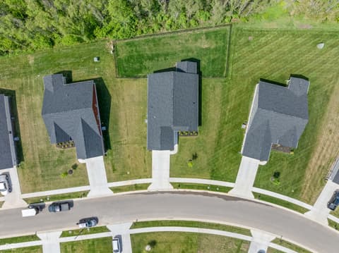 Photo of 946 Independence Drive, Edinburgh, IN