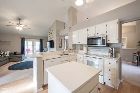 Photo of 7715 Heather Lane, Fishers, IN