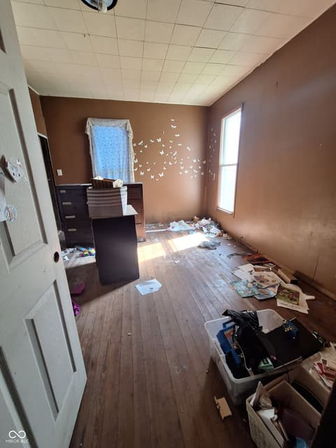 Photo of 50 W Poplar Street, North Vernon, IN