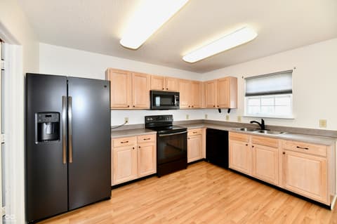 Photo of 9175 W Paddleboat Lane, Pendleton, IN