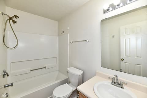 Photo of 9175 W Paddleboat Lane, Pendleton, IN