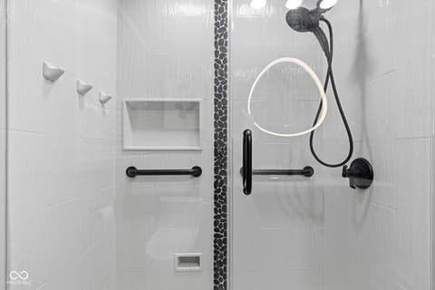 Photo of 1000 Sunnybrook Lane, Lebanon, IN