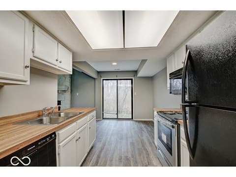 Kitchen at 7976 Valley Farms Court, Indianapolis, IN