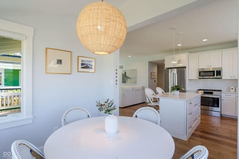 Photo of 10472 Lower Garden Way, Zionsville, IN