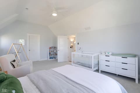Photo of 10472 Lower Garden Way, Zionsville, IN