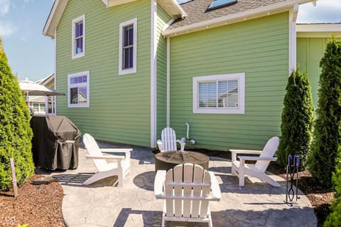 Photo of 10472 Lower Garden Way, Zionsville, IN