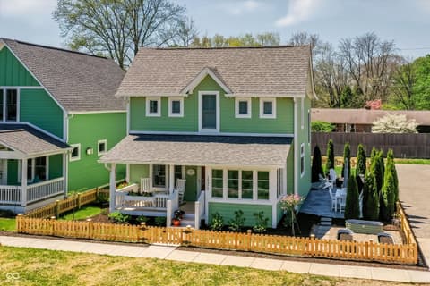 Photo of 10472 Lower Garden Way, Zionsville, IN